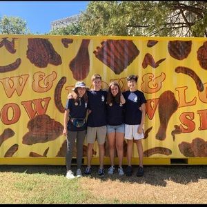 Meet your Posher, Hogan